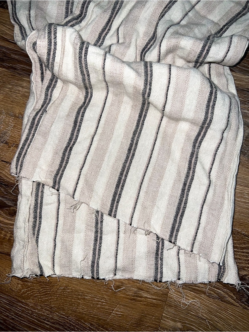 Sincerely Jules Striped Lightweight Linen Blend Wide Leg Raw Hem Pants, Size M - Picture 7 of 9